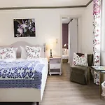 Winterberg Gruppenhaus Mit Sauna Ideal Fuer Familien & Freunde