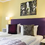 Winterberg Gruppenhaus Mit Sauna Ideal Fuer Familien & Freunde Σπίτι διακοπών