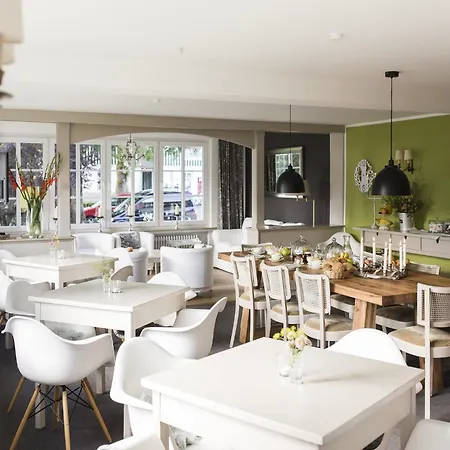 Vakantiehuis Gruppenhaus Mit Sauna Ideal Fuer Familien & Freunde Winterberg